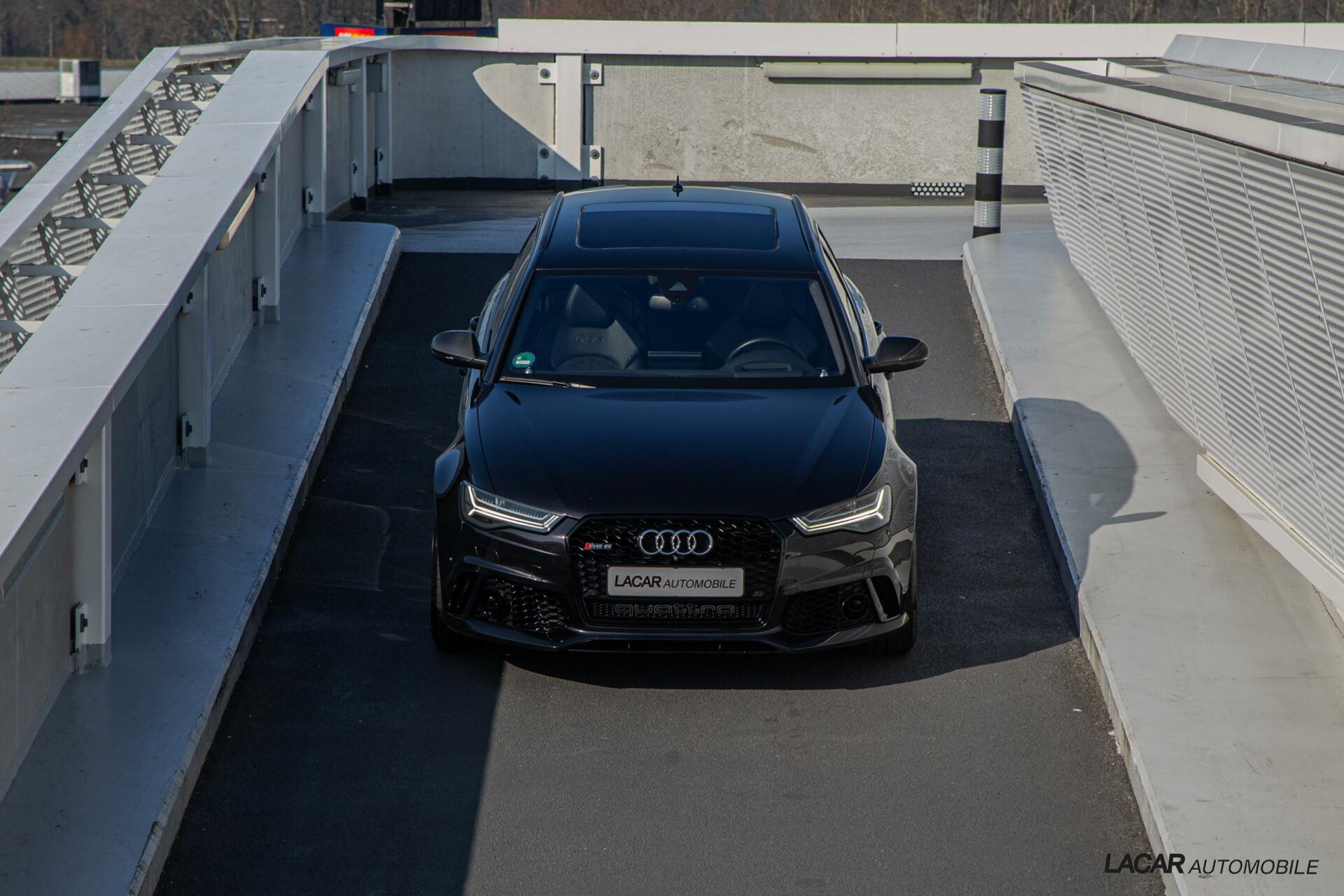 43379752-14.jpg