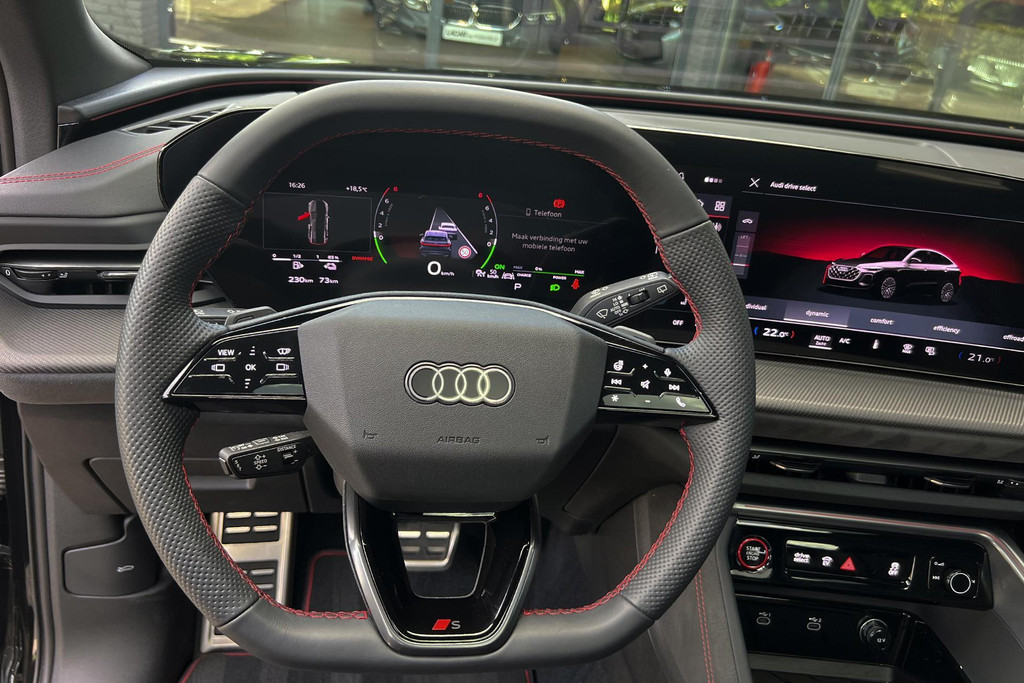 56826915-15.jpg